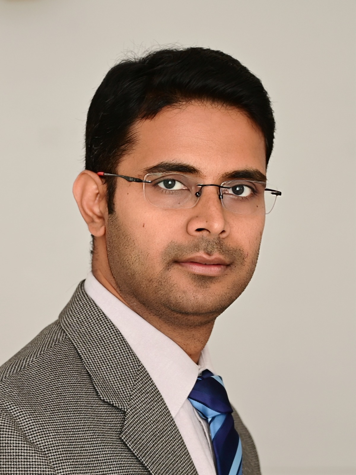 Dr. Aritra Pal